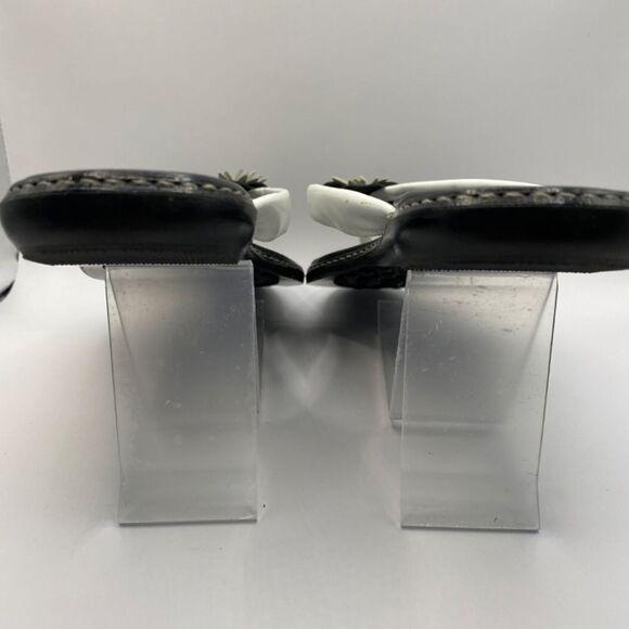 Antonio Bossi Size 8 Black White Leather Daisy Flower Sandals Size 8 NWT - Picture 6 of 8